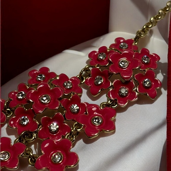 🛍️3 for $25🛍️ Liz Claiborne Gold Tone Pink Crystal Floral Necklace 17” + 2” - Picture 5 of 8